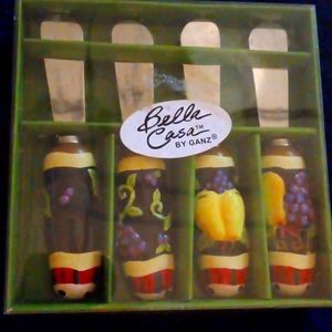 BELLA  CASA BY GANZ WINE AND CHEESE  BASKET  SPREADERS SET OF 4 NEW